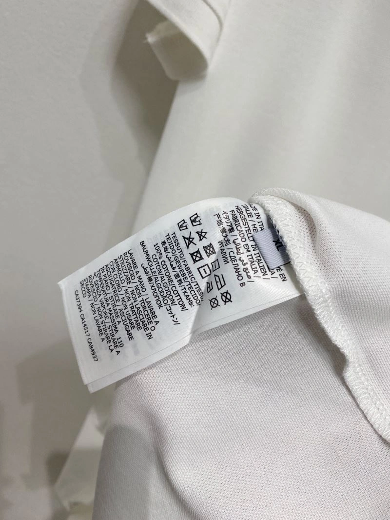 Fashionable Gucci T-Shirts 126574