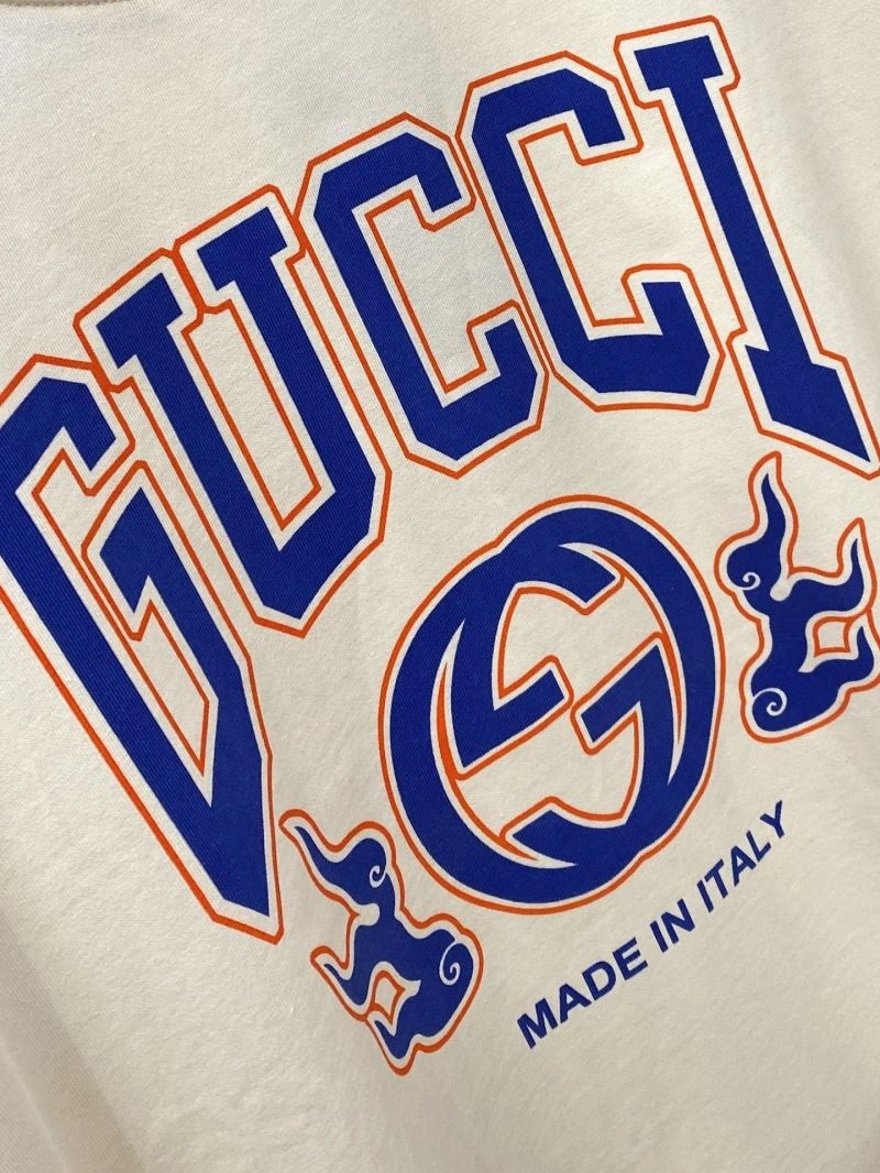Versatile Gucci T-Shirts 126561