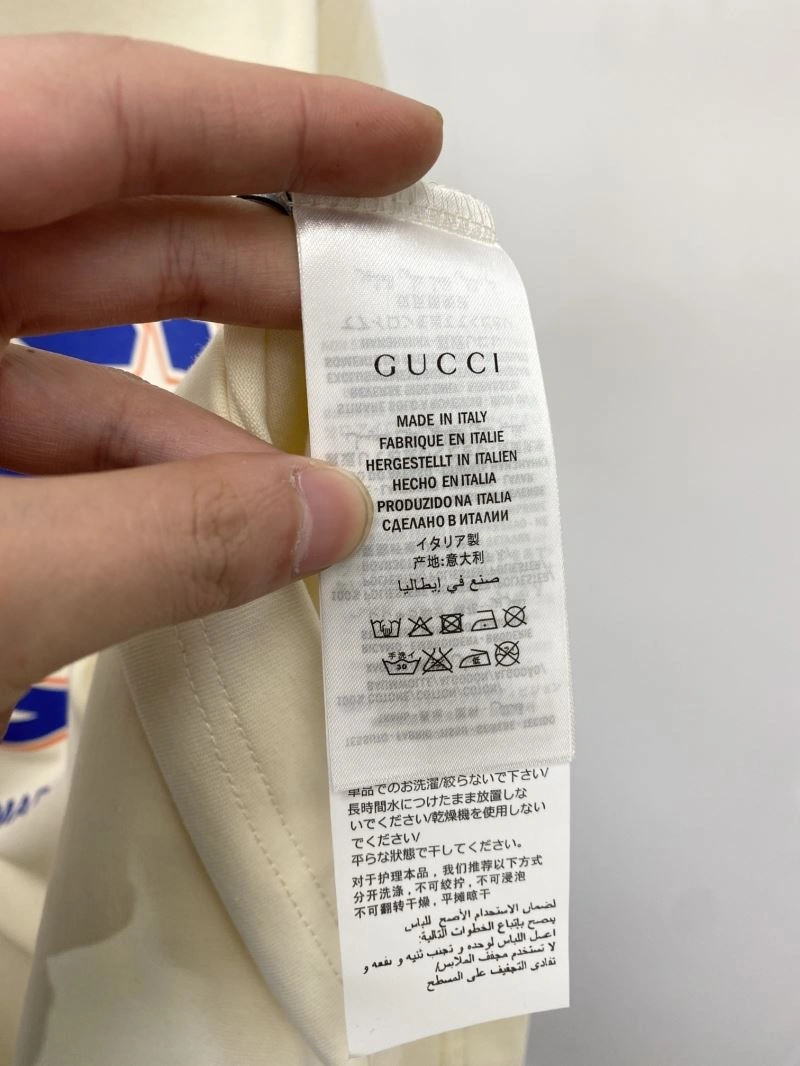 Versatile Gucci T-Shirts 126561