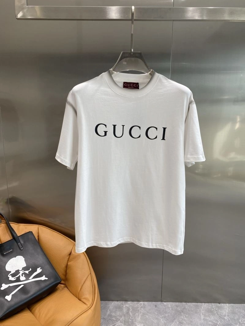 Gucci T-Shirts Sustainable 126562
