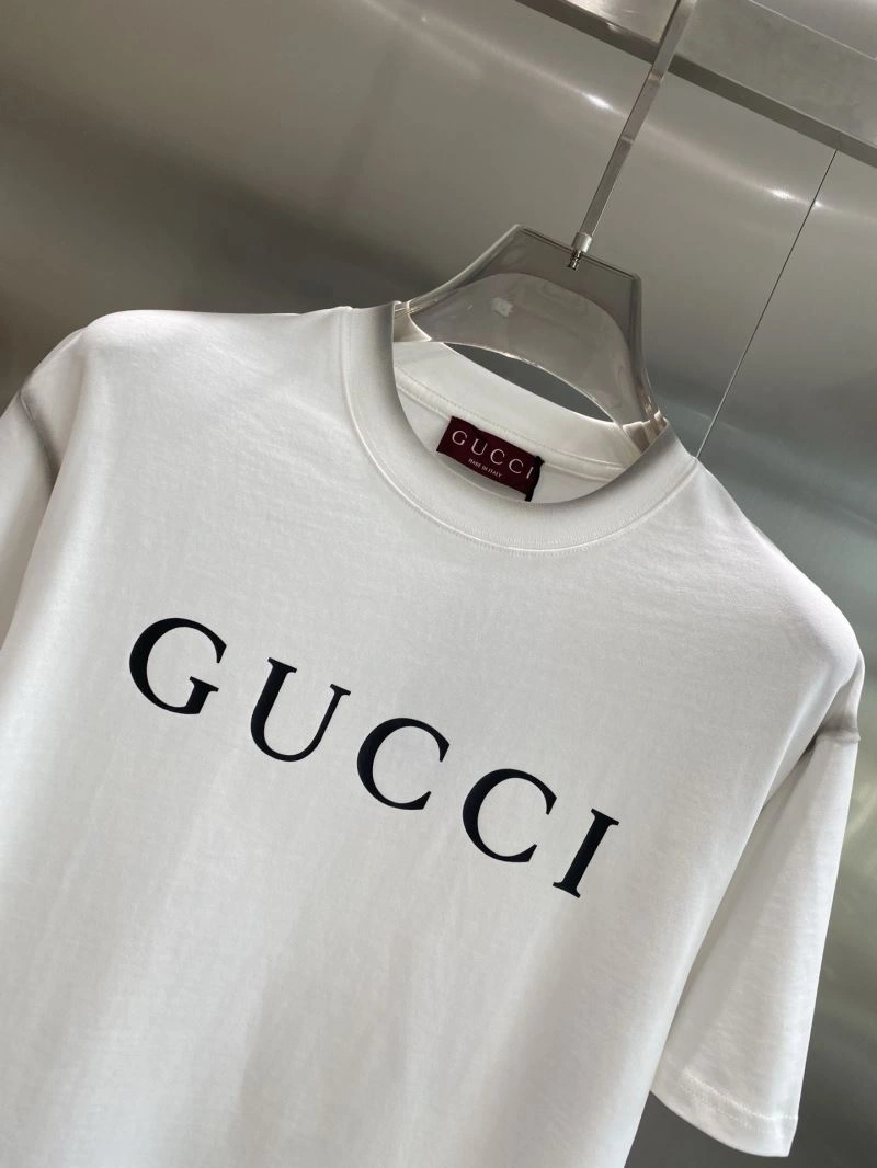 Gucci T-Shirts Sustainable 126562