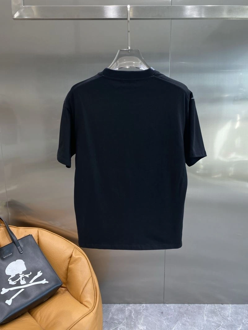 Gucci T-Shirts Durable 126558
