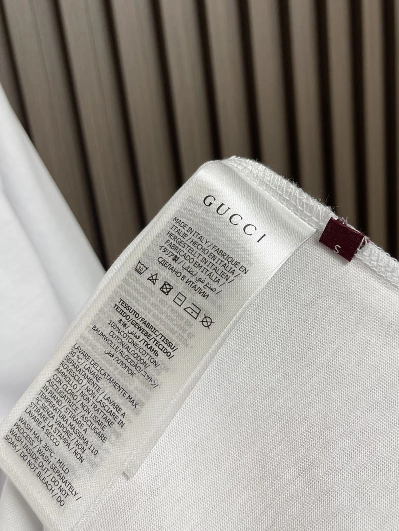 Gucci T-Shirts Modern 126566