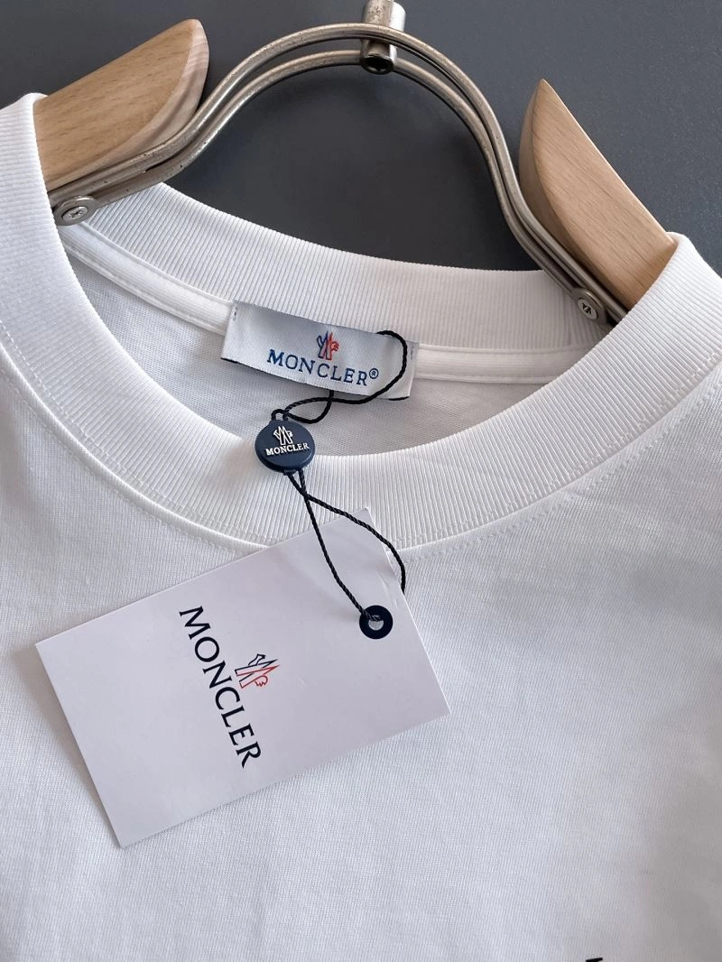 OdorResistant Gucci T-Shirts 126552