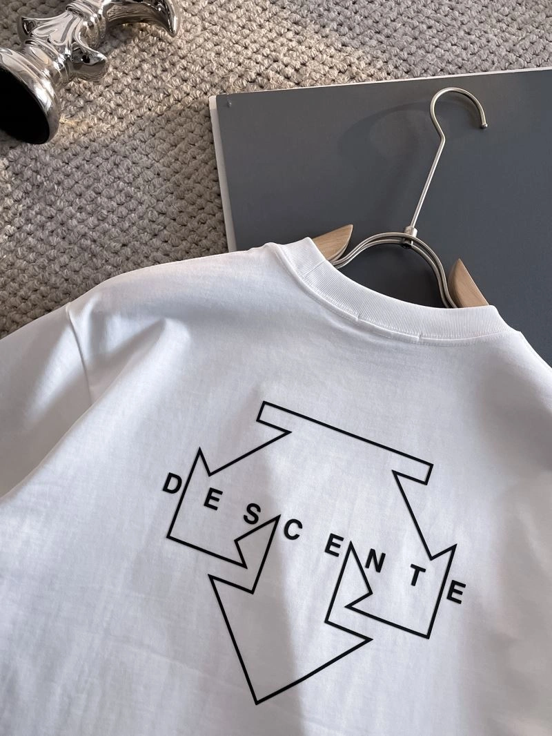 Neat Gucci T-Shirts 126534