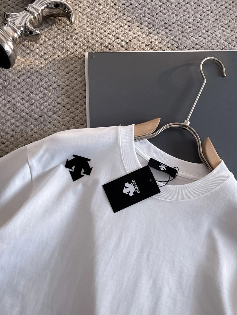 Neat Gucci T-Shirts 126534