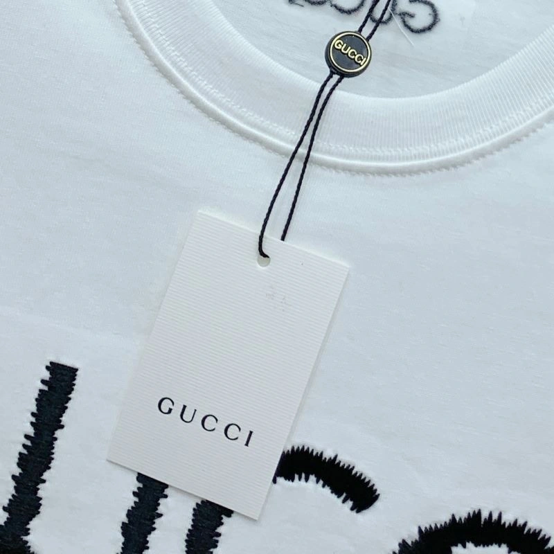 Fashionable Gucci T-Shirts 126521