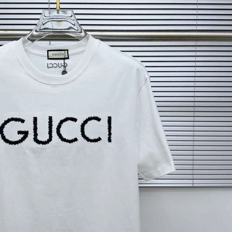 Fashionable Gucci T-Shirts 126521