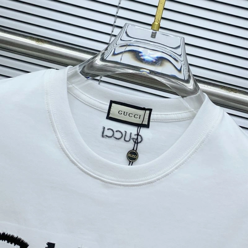 Fashionable Gucci T-Shirts 126521