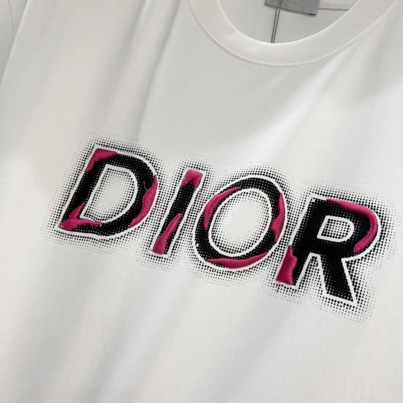 Gucci T-Shirts Bold 126504