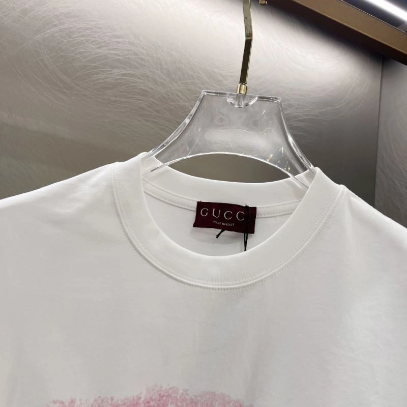 Gucci T-Shirts Breathable 126519