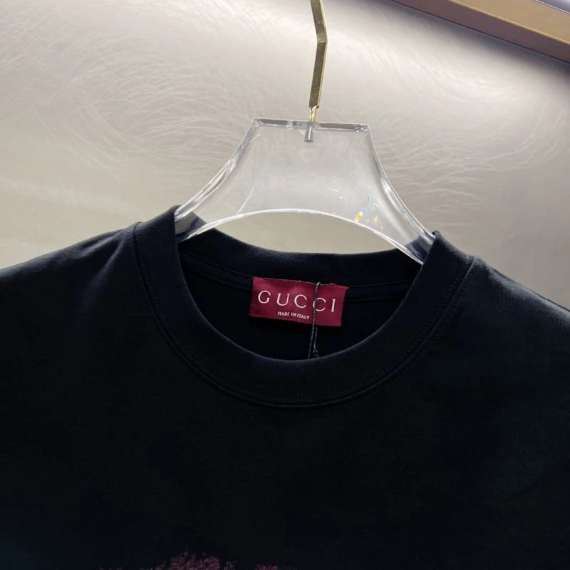 Gucci T-Shirts Refined 126531