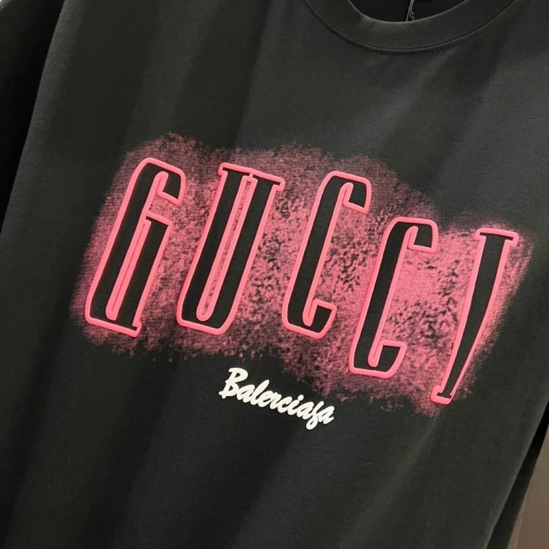 Gucci T-Shirts Refined 126531