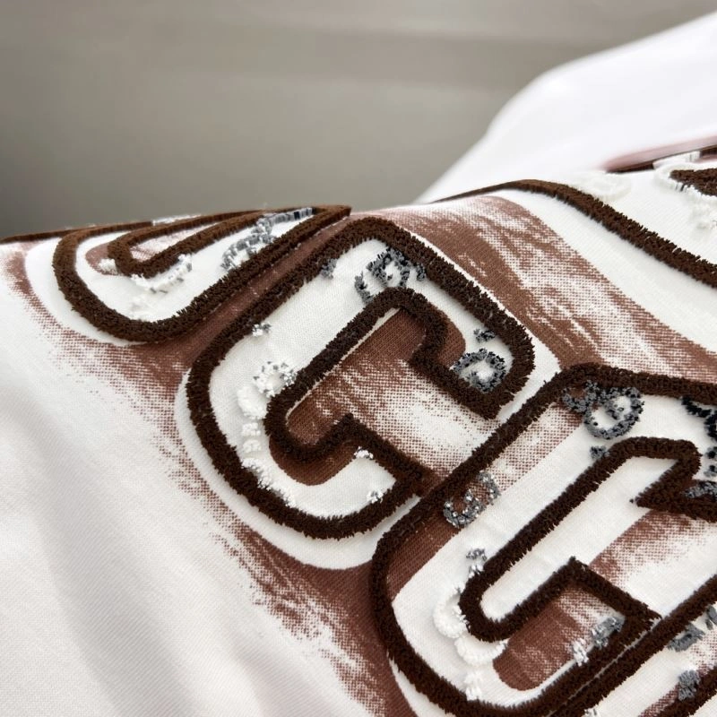 Gucci T-Shirts Resilient 126525