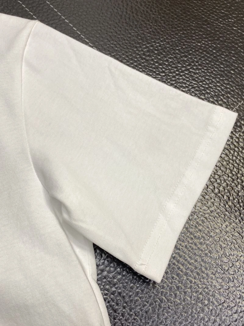Gucci T-Shirts Resilient 126527