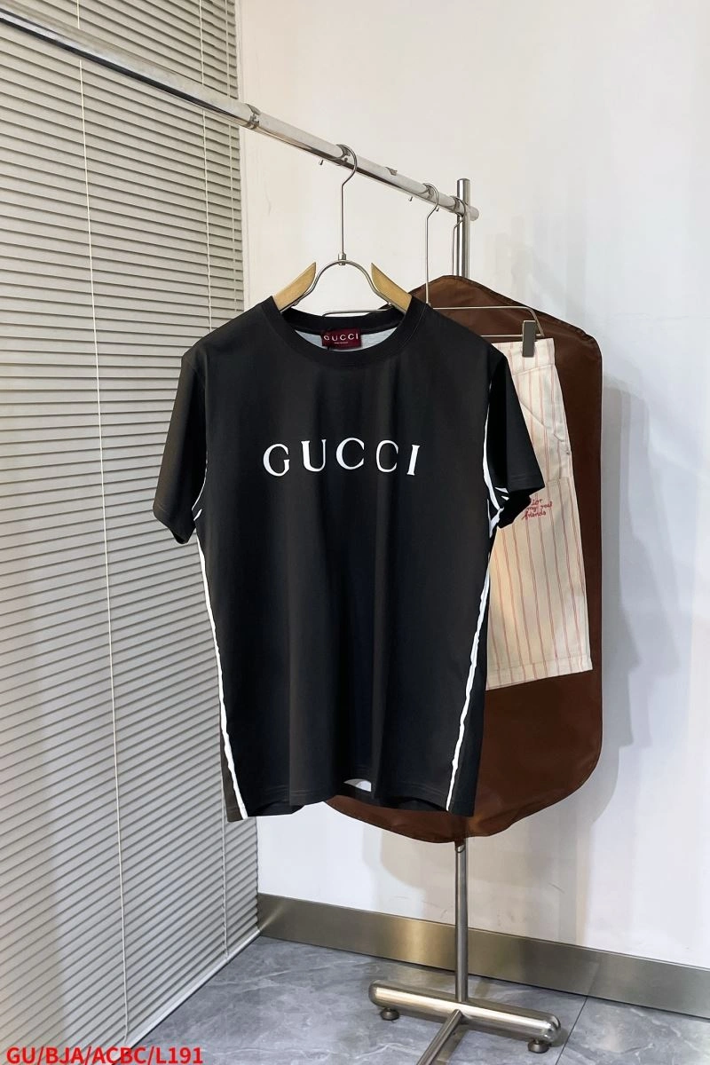 Gucci T-Shirts Comfortable 126530