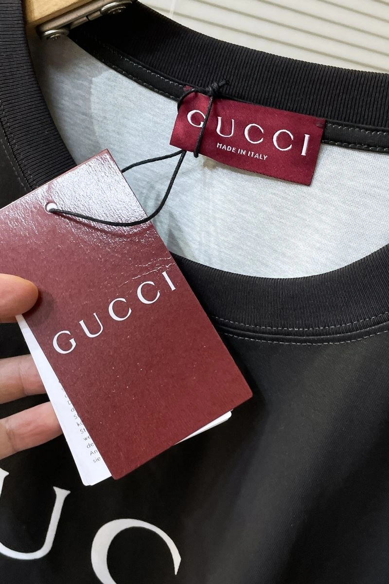 Gucci T-Shirts Comfortable 126530