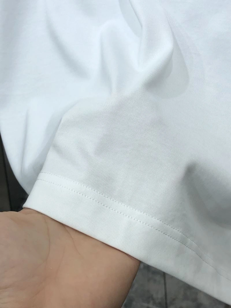 Lightweight Gucci T-Shirts 126513