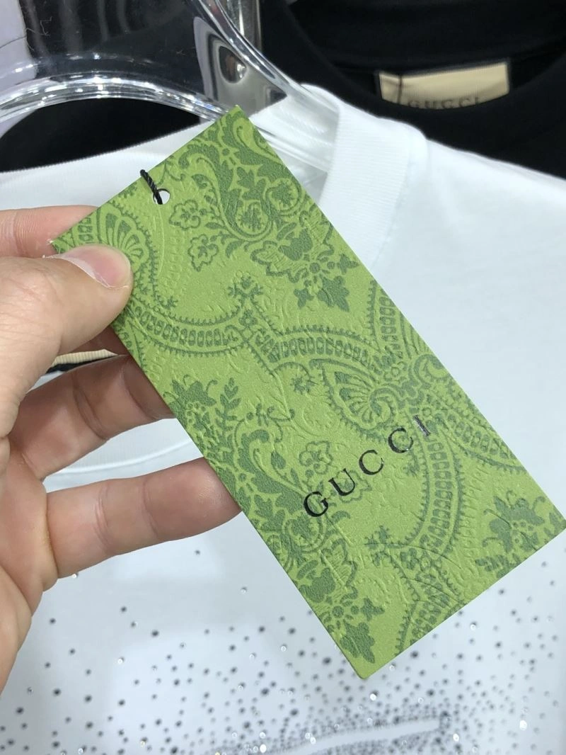 Lightweight Gucci T-Shirts 126513