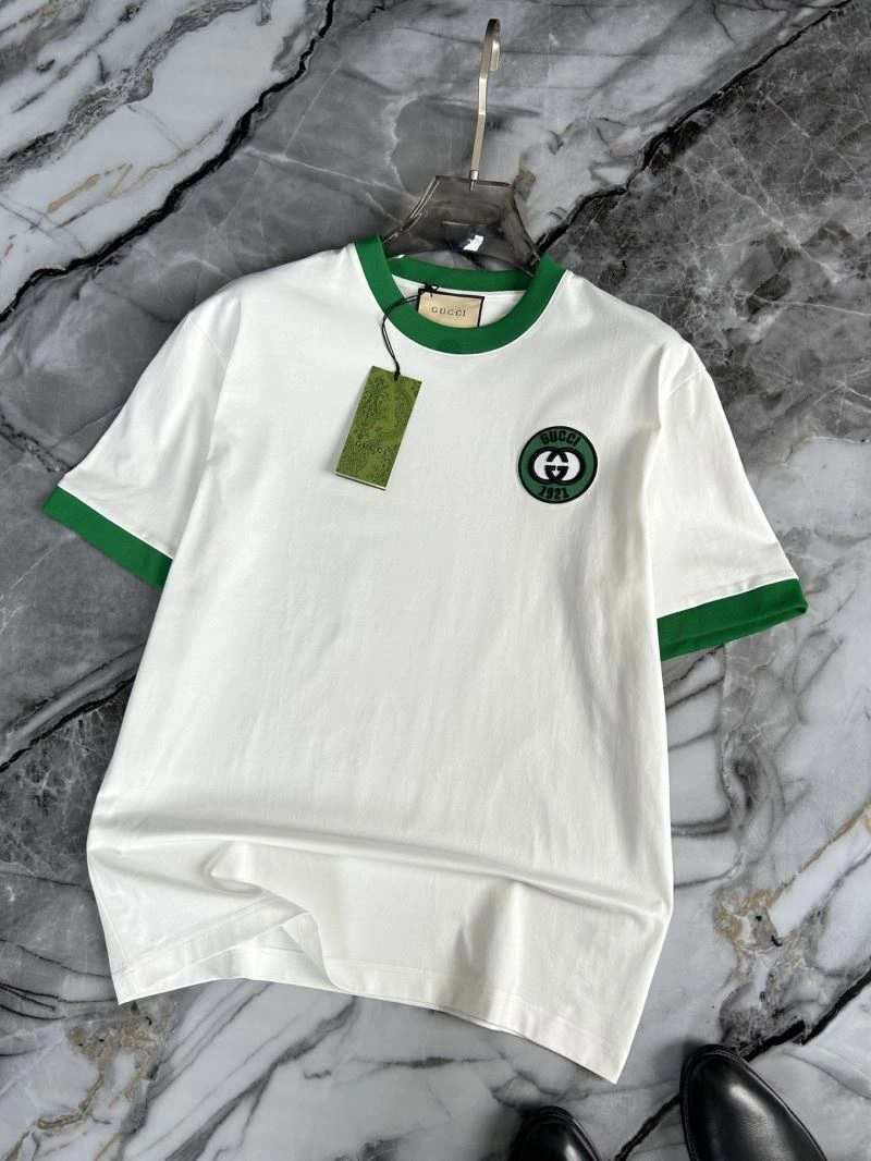Bold Gucci T-Shirts 126494