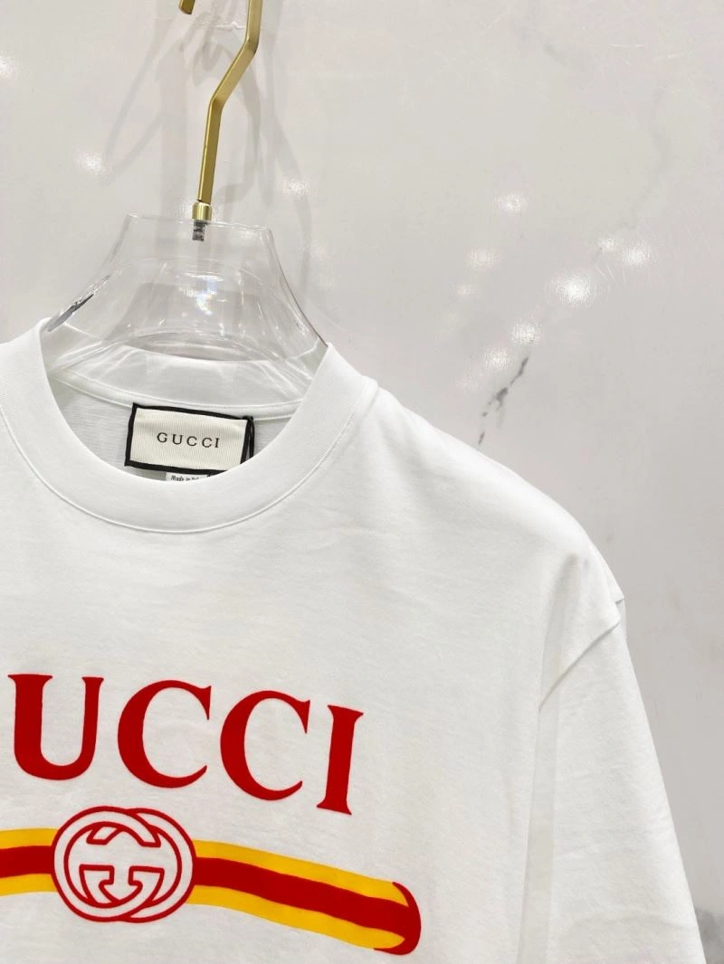 Gucci T-Shirts Elegant 126493