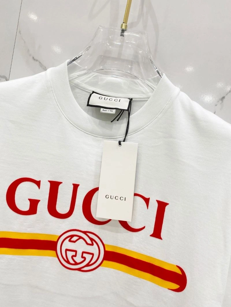 Gucci T-Shirts Elegant 126493