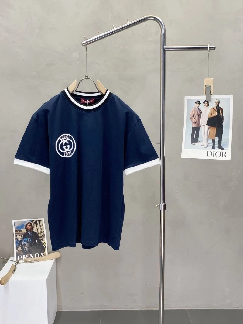 Gucci T-Shirts Snug 126477