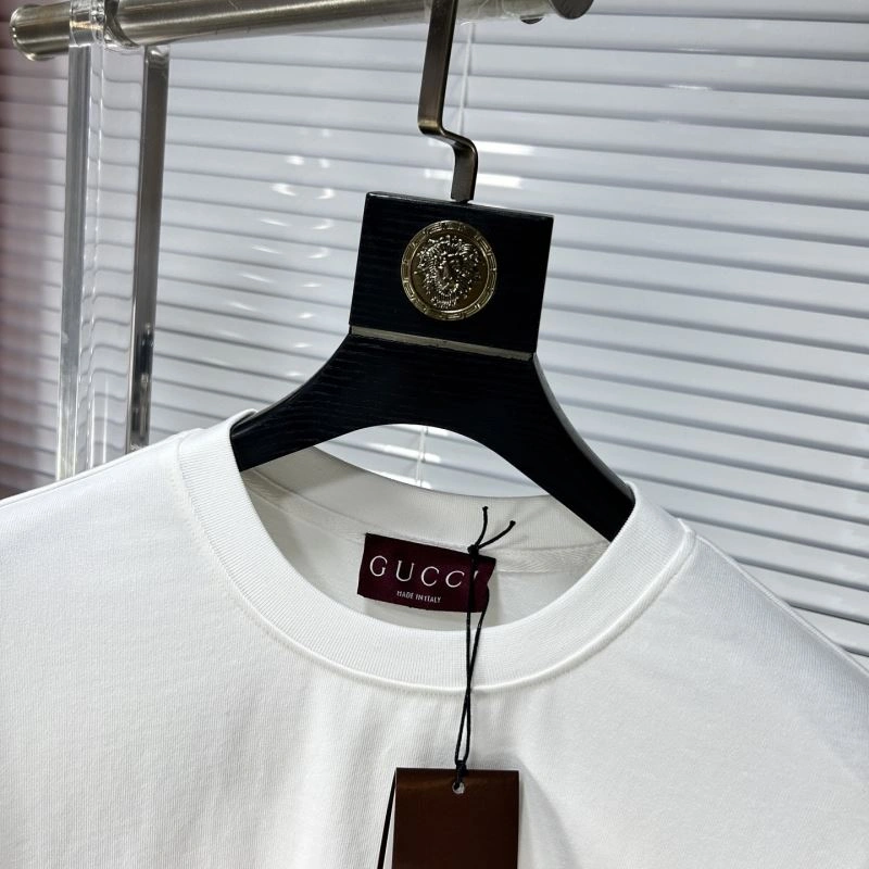 Gucci T-Shirts HighPerformance 126459