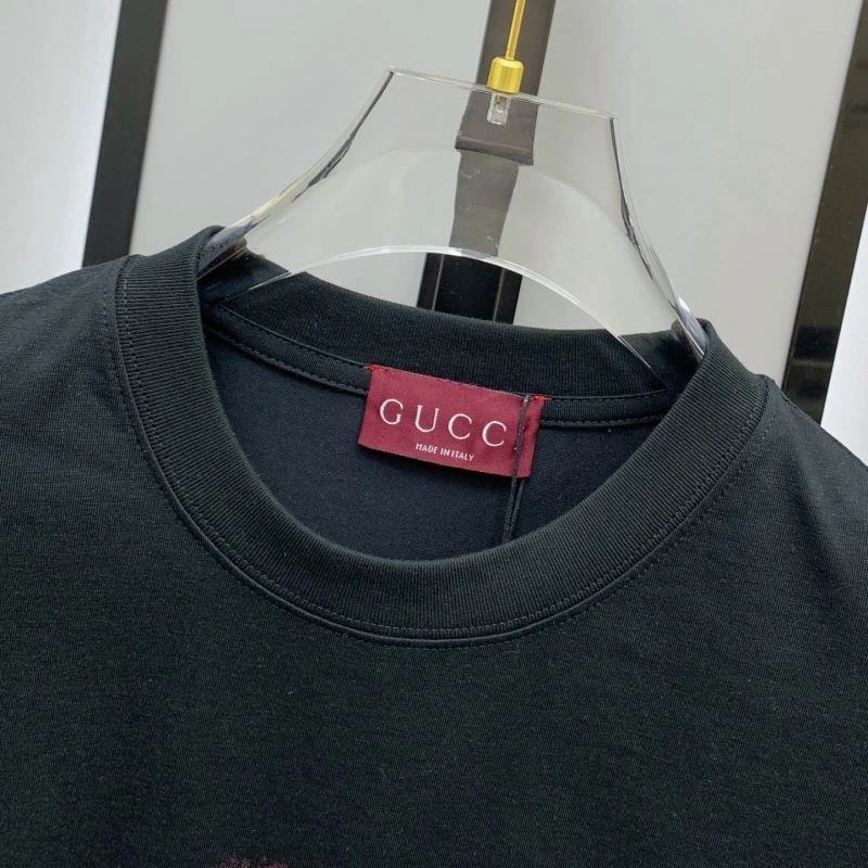 Contemporary Gucci T-Shirts 126457