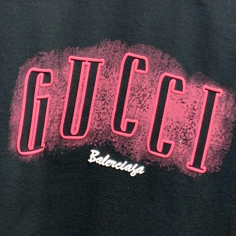 Contemporary Gucci T-Shirts 126457