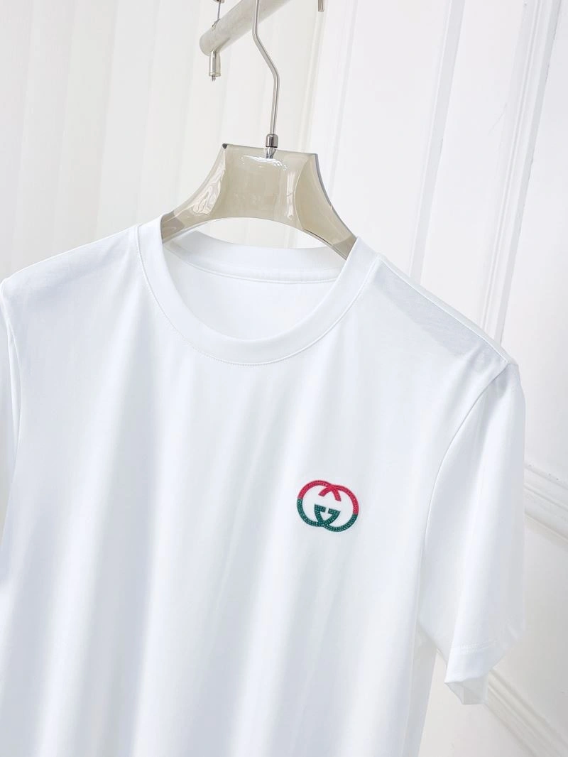 Breathable Gucci T-Shirts 126433