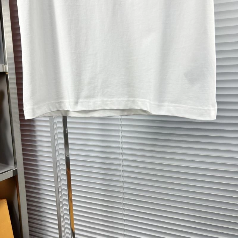 Gucci T-Shirts Neat 126422