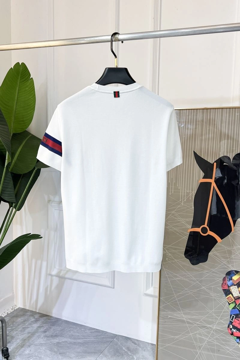 Gucci T-Shirts Breathable 126443