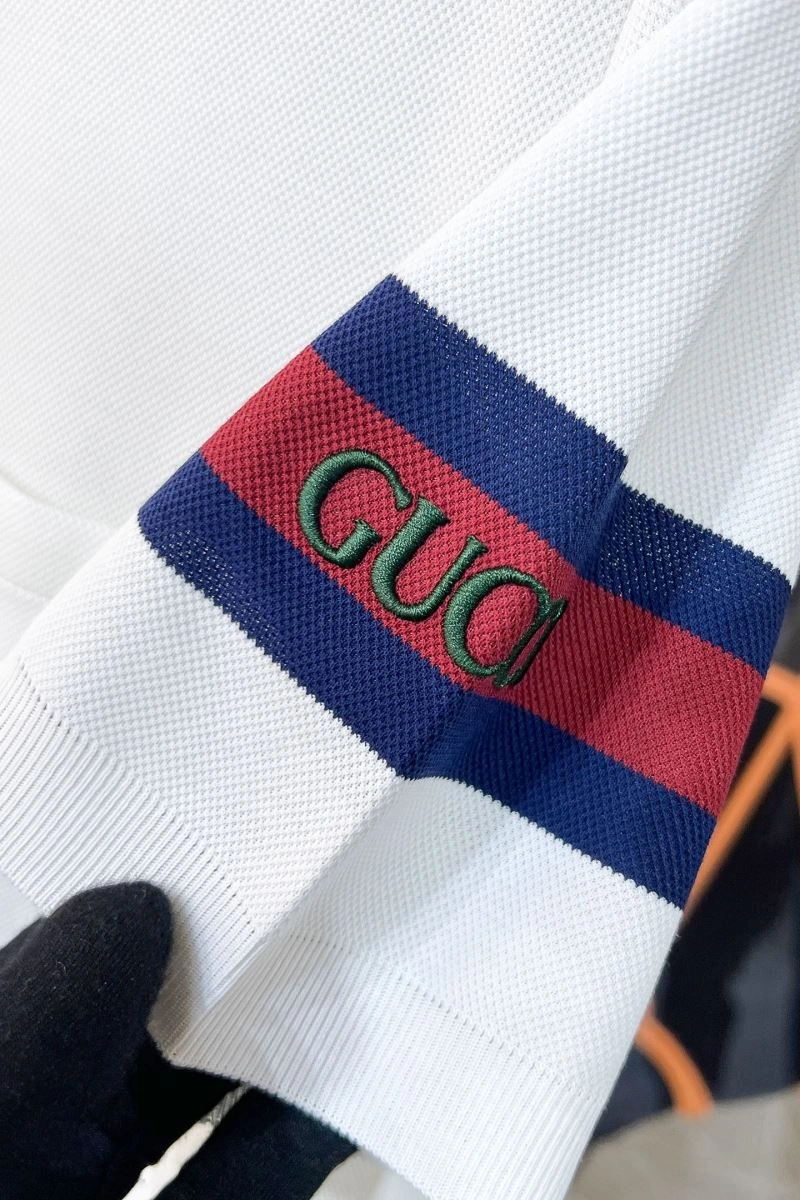 Gucci T-Shirts Breathable 126443
