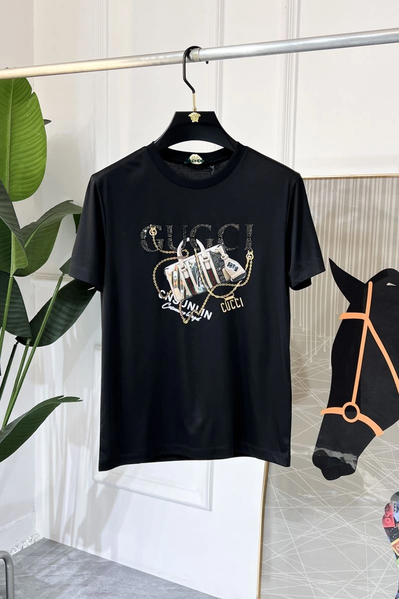 Gucci T-Shirts Durable 126442