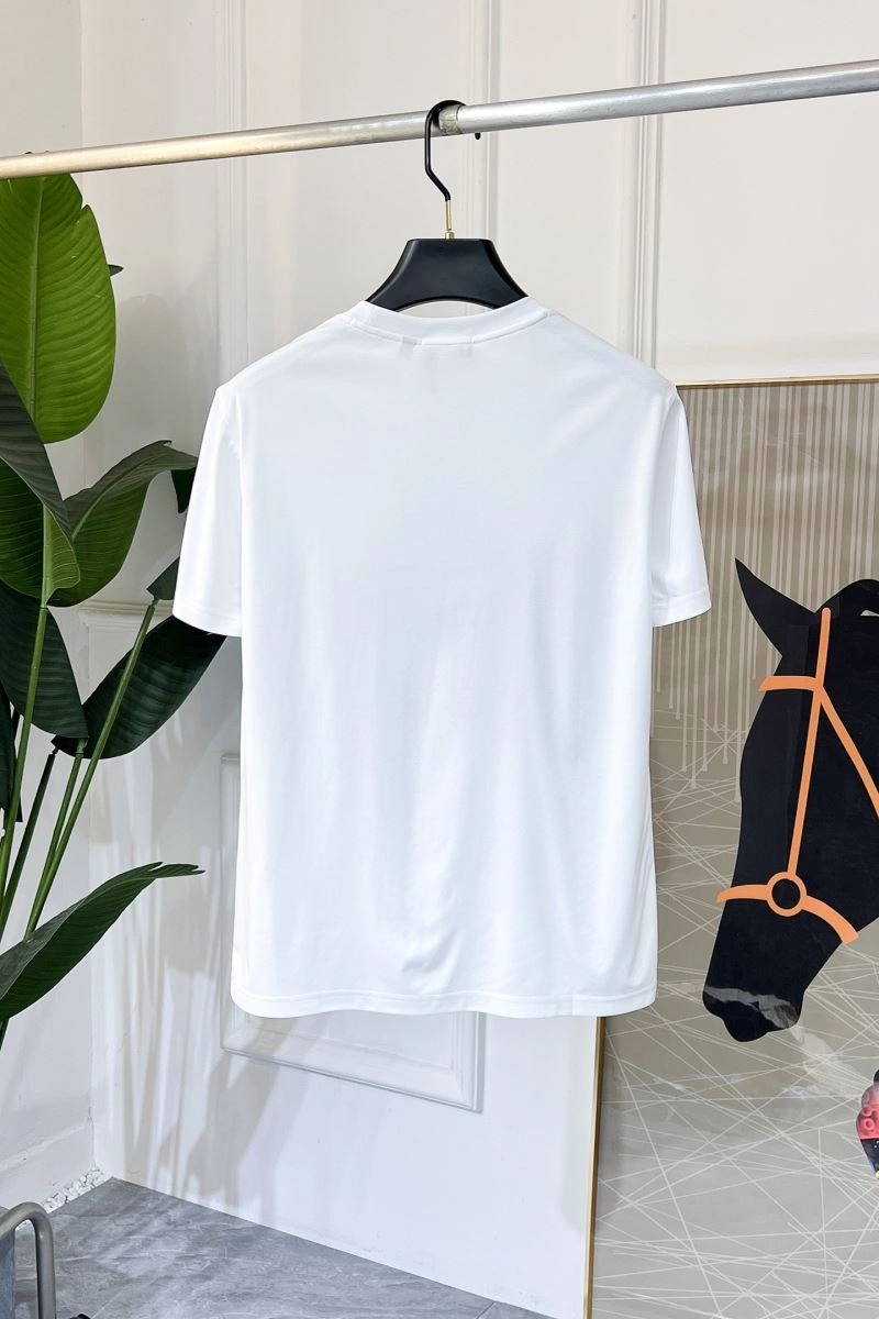 Gucci T-Shirts Durable 126442