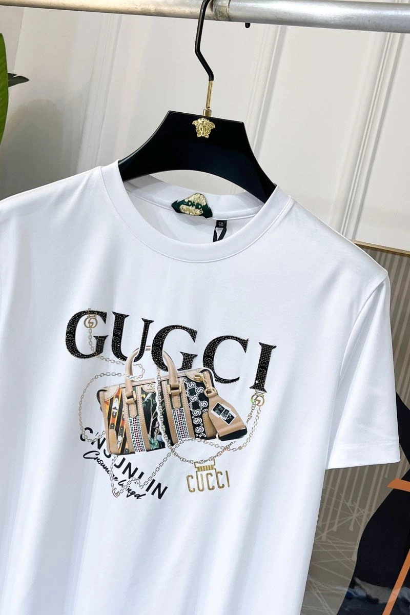 Gucci T-Shirts Durable 126442
