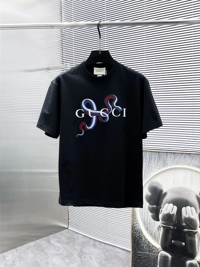 Attractive Gucci T-Shirts 126408
