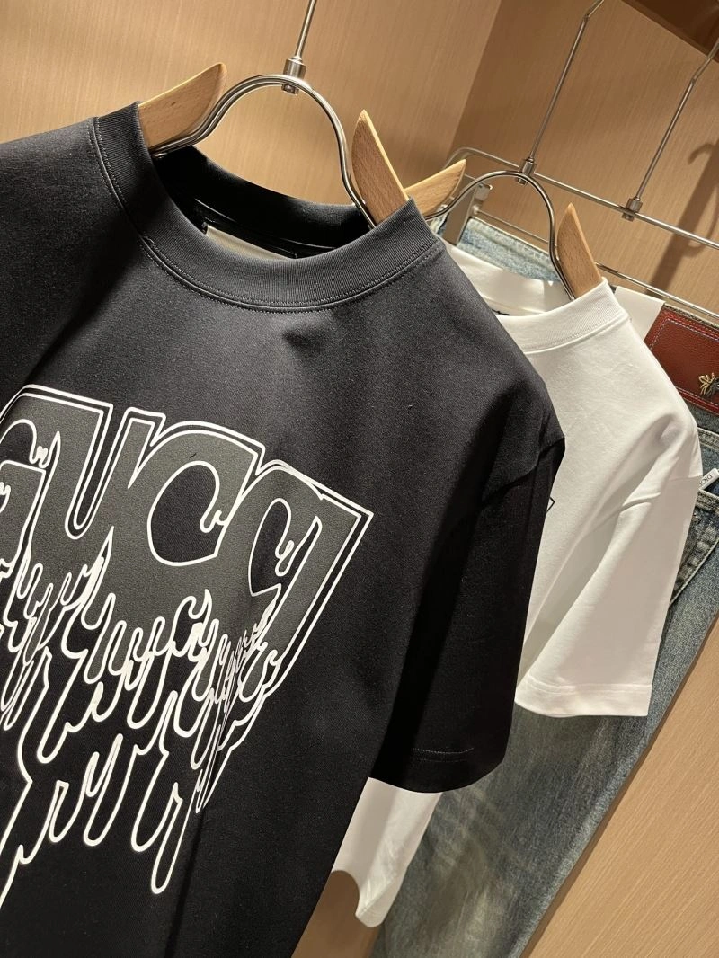 Gucci T-Shirts NewStyle 126382
