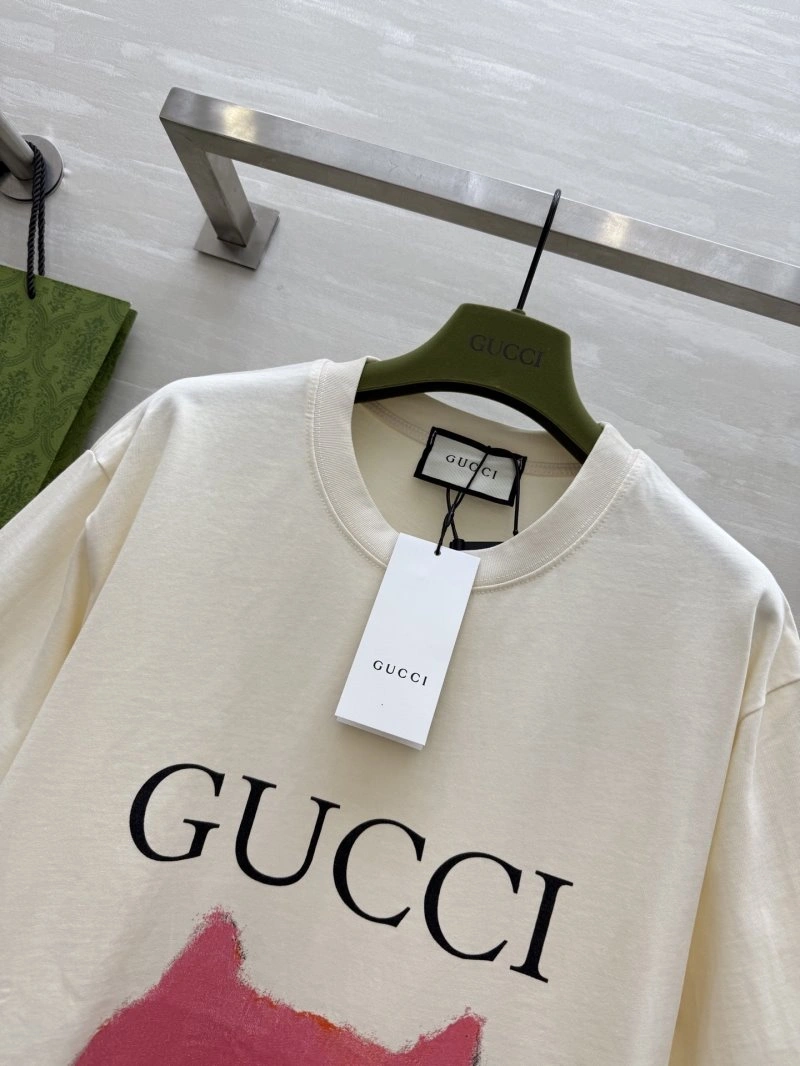 Gucci T-Shirts Vibrant 124828