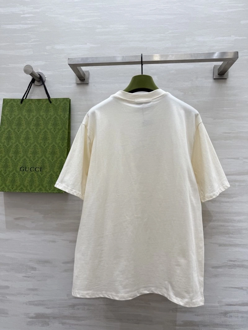 Bold Gucci T-Shirts 124830