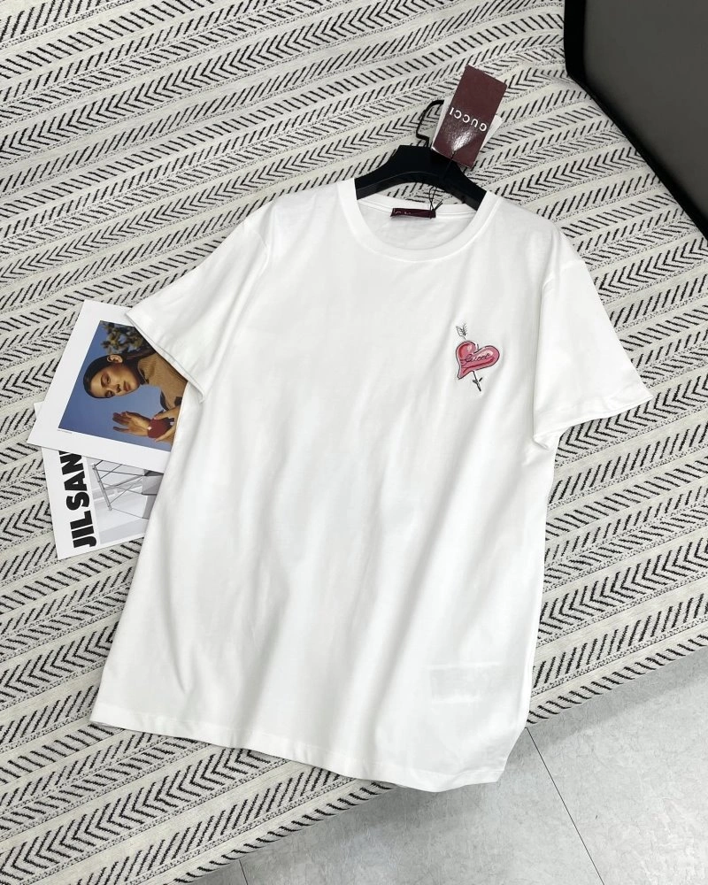 Seasonal Gucci T-Shirts 124805