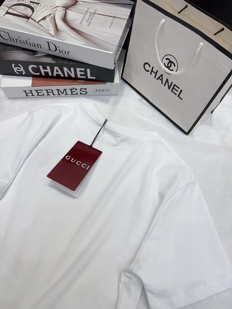 Gucci T-Shirts Minimalist 124777