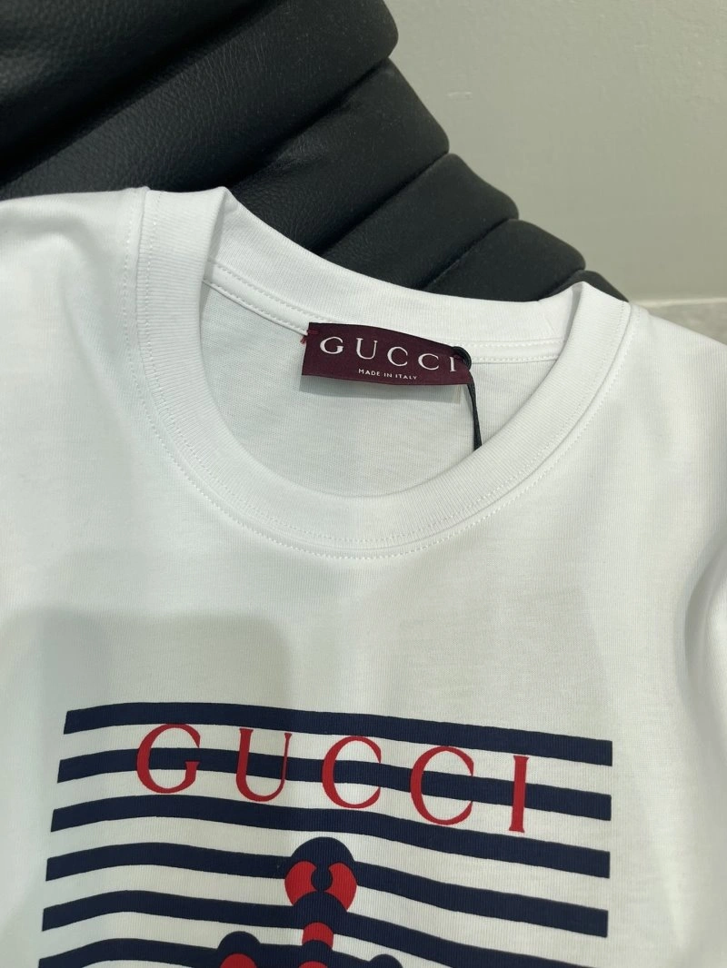 Gucci T-Shirts Functional 124774
