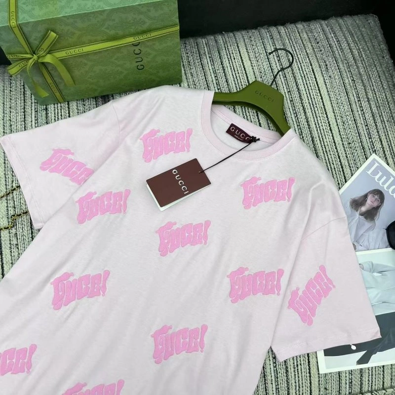 ComfortFit Gucci T-Shirts 124794