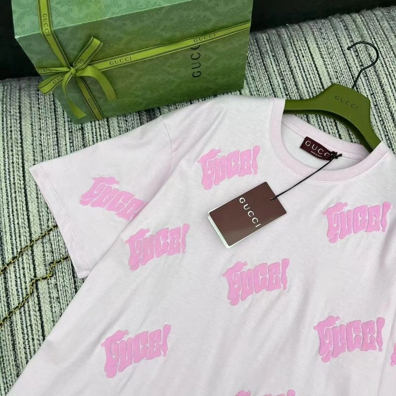 ComfortFit Gucci T-Shirts 124794