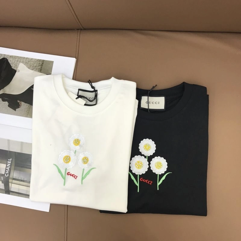 Contemporary Gucci T-Shirts 124782