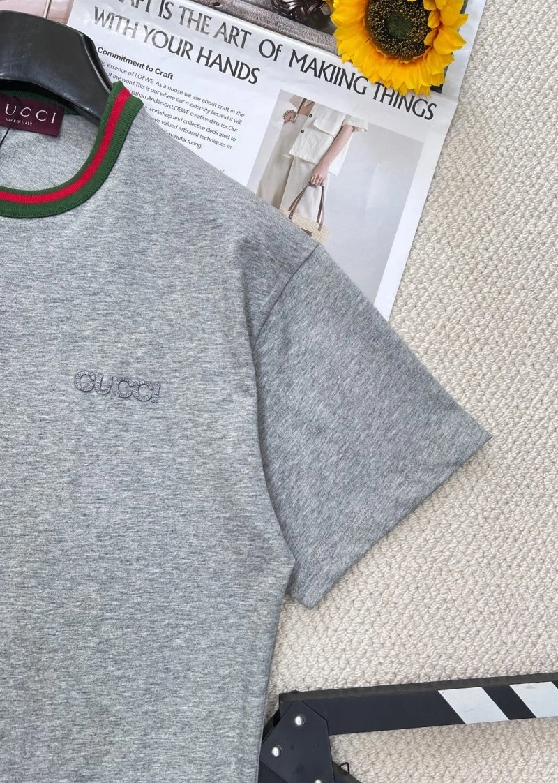 Gucci T-Shirts Bold 124796