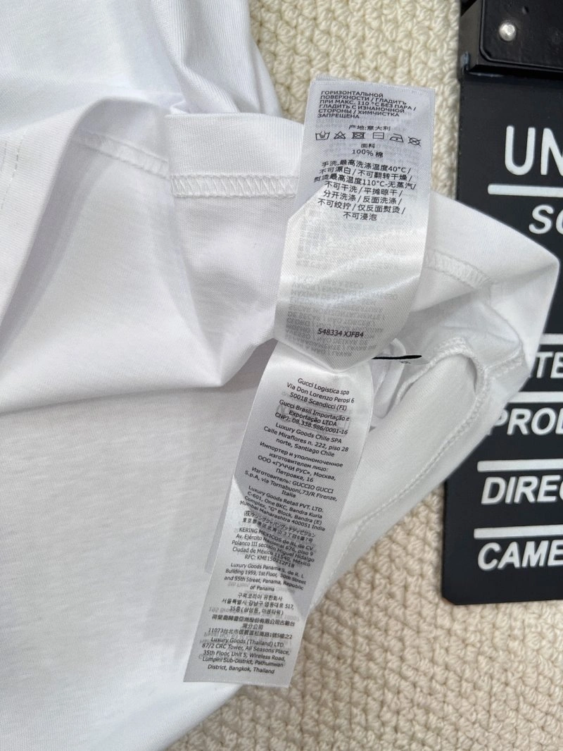 Gucci T-Shirts Resilient 124779