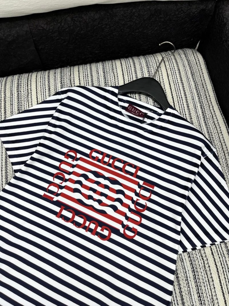 WellDesigned Gucci T-Shirts 124765